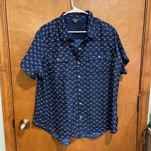 EDDIE BAUER women's navy blue short sleeve button up shirt